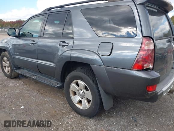 ✅ 2004 Toyota 4Runner SR5 Sport • VIN: JTEBU14R240054381 • Лот: 43582781. Опубликован ранее на IAAI с пробегом 244 828 миль. Бесплатный доступ к архиву аукционных продаж из США и подробный отчёт об истории автомобиля на DreamBid. Изображение 3.