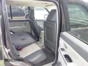 ✅ 2008 Jeep Liberty Limited • VIN: 1J8GP58K08W199002 • Lot: 42055619. Wystawiony na IAAI z przebiegiem 290 000 mil. Bezpłatny archiwum sprzedaży aukcyjnych z USA i szczegółowy raport historii pojazdu na DreamBid. Zdjęcie 8.