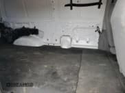 ✅ 2005 Ford Econoline Cargo • VIN: 1FTNE24L15HA25022 • Lot: 84169975. Wystawiony na Copart z przebiegiem 192 720 mil. Bezpłatny archiwum sprzedaży aukcyjnych z USA i szczegółowy raport historii pojazdu na DreamBid. Zdjęcie 11.