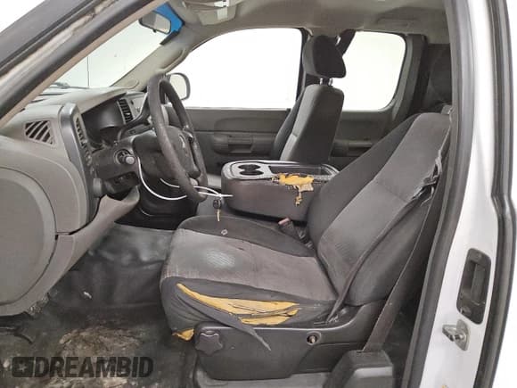 ✅ 2007 Chevrolet Silverado 1500 Work Truck • VIN: 1GCEC19097E504047 • Lot: 85147104. Listed on Copart with 283,163 mi. Free auction sales archive from the USA and detailed vehicle history report at DreamBid. Image 7.