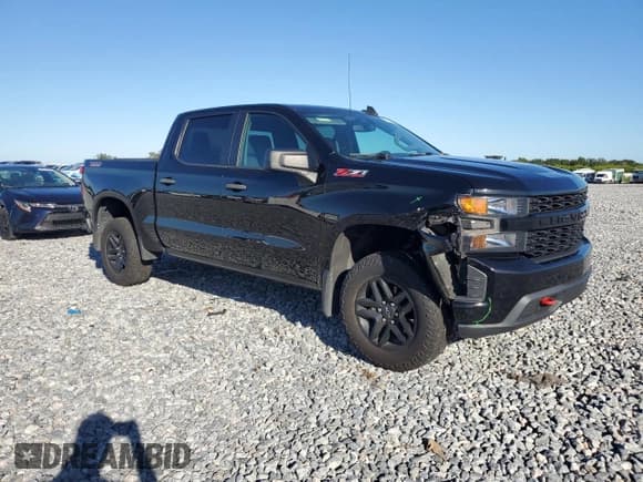 ✅ 2020 Chevrolet Silverado 1500 Custom Trail Boss • VIN: 3GCPYCEF8LG448380 • Lot: 86072905. Wystawiony na Copart z przebiegiem 104 791 mil. Bezpłatny archiwum sprzedaży aukcyjnych z USA i szczegółowy raport historii pojazdu na DreamBid. Zdjęcie 4.