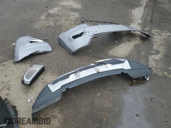 ✅ 2020 Jeep Grand Cherokee Limited X • VIN: 1C4RJEBG7LC201974 • Lot: 89911155. Listed on Copart with 141,610 mi. Free auction sales archive from the USA and detailed vehicle history report at DreamBid. Image 13.