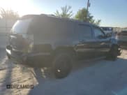 ✅ 2008 Chevrolet Suburban 3LT • VIN: 1GNFC16J98J229717 • Lot: 72979214. Wystawiony na Copart z przebiegiem Nie podano. Bezpłatny archiwum sprzedaży aukcyjnych z USA i szczegółowy raport historii pojazdu na DreamBid. Zdjęcie 3.