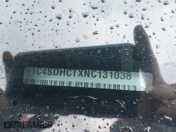 ✅ 2022 Dodge Durango R/T • VIN: 1C4SDHCTXNC131038 • Lot: 42700432. Listed on IAAI with 84,058 mi. Free auction sales archive from the USA and detailed vehicle history report at DreamBid. Image 9.