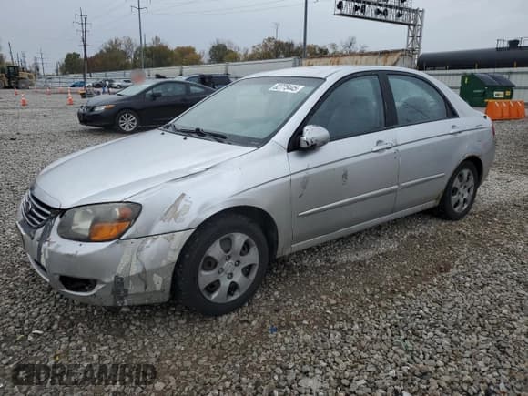 ✅ 2009 Kia Spectra EX • VIN: KNAFE221695665625 • Lot: 82775445. Listed on Copart with 324,753 mi. Free auction sales archive from the USA and detailed vehicle history report at DreamBid. Image 1.