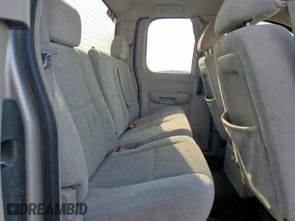 ✅ 2008 Chevrolet Silverado 1500 Work Truck • VIN: 1GCEC190X8Z120160 • Lot: 63762725. Listed on Copart with 441,106 mi. Free auction sales archive from the USA and detailed vehicle history report at DreamBid. Image 10.