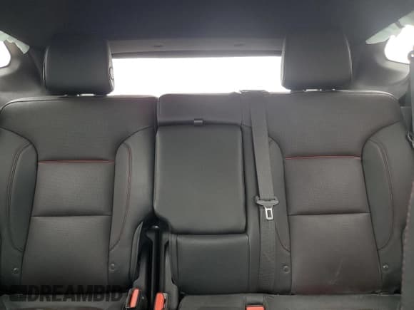 ✅ 2021 Chevrolet Blazer RS • VIN: 3GNKBERS4MS504822 • Lot: 85957465. Wystawiony na Copart z przebiegiem 37 109 mil. Bezpłatny archiwum sprzedaży aukcyjnych z USA i szczegółowy raport historii pojazdu na DreamBid. Zdjęcie 10.