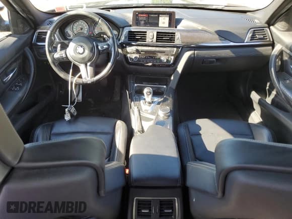 ✅ 2018 BMW M3 • VIN: WBS8M9C56J5J78978 • Lot: 57389154. Listed on Copart with 127,137 mi. Free auction sales archive from the USA and detailed vehicle history report at DreamBid. Image 8.