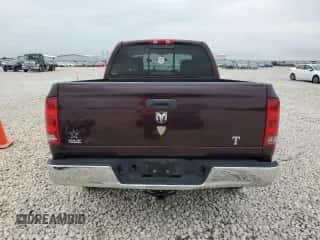 2005 Dodge 1500 SLT z VIN 1D7HA18N25S274100, wystawiony jako Copart lot #64708684 z przebiegiem 153 475 mil mil oraz Szkoda całkowita • Salvage title. Historia ofert i sprzedaży dostępna na DreamBid. Obrazek 6.