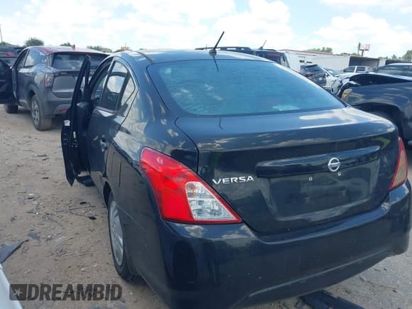 ✅ 2016 Nissan Versa S • VIN: 3N1CN7AP0GL868714 • Lot: 42814086. Listed on IAAI with 69,229 mi. Free auction sales archive from the USA and detailed vehicle history report at DreamBid. Image 3.
