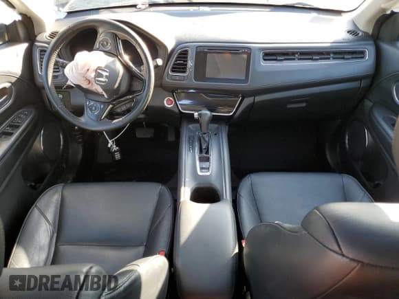 ✅ 2017 Honda HR-V EX-L • VIN: 3CZRU6H78HM715644 • Лот: 84175335. Опубликован ранее на Copart с пробегом Не указан. Бесплатный доступ к архиву аукционных продаж из США и подробный отчёт об истории автомобиля на DreamBid. Изображение 8.