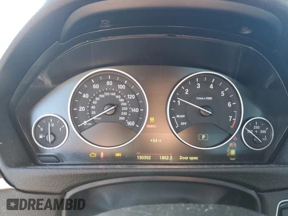 ✅ 2015 BMW 3 Series 328i xDrive • VIN: WBA3B5G57FNS12604 • Лот: 91360235. Опубликован ранее на Copart с пробегом 190 592 миль. Бесплатный доступ к архиву аукционных продаж из США и подробный отчёт об истории автомобиля на DreamBid. Изображение 9.