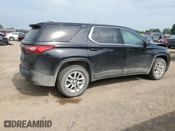 ✅ 2019 Chevrolet Traverse LS • VIN: 1GNERFKW7KJ315897 • Lot: 59715784. Wystawiony na Copart z przebiegiem 102 830 mil. Bezpłatny archiwum sprzedaży aukcyjnych z USA i szczegółowy raport historii pojazdu na DreamBid. Zdjęcie 3.