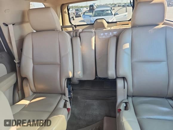 ✅ 2013 Chevrolet Tahoe LTZ • VIN: 1GNSCCE06DR345018 • Lot: 86178385. Listed on Copart with 201,689 mi. Free auction sales archive from the USA and detailed vehicle history report at DreamBid. Image 10.