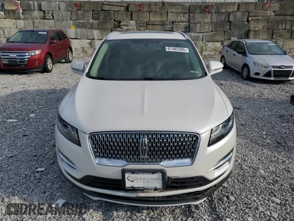 ✅ 2019 Lincoln MKC Select • VIN: 5LMCJ2D99KUL30531 • Lot: 67482595. Listed on Copart with 90,814 mi. Free auction sales archive from the USA and detailed vehicle history report at DreamBid. Image 5.