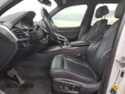 ✅ 2016 BMW X5 xDrive35d • VIN: 5UXKS4C51G0N14370 • Lot: 92796985. Wystawiony na Copart z przebiegiem 189 160 mil. Bezpłatny archiwum sprzedaży aukcyjnych z USA i szczegółowy raport historii pojazdu na DreamBid. Zdjęcie 7.