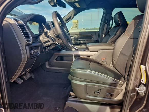 ✅ 2024 Ram 2500 Laramie • VIN: 3C6UR5NL2RG375475 • Лот: 94242535. Опубликован ранее на Copart с пробегом 12 735 миль. Бесплатный доступ к архиву аукционных продаж из США и подробный отчёт об истории автомобиля на DreamBid. Изображение 7.