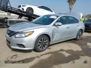 ✅ 2017 Nissan Altima SL • VIN: 1N4AL3AP6HC251386 • Lot: 43000940. Listed on IAAI with 81,857 mi. Free auction sales archive from the USA and detailed vehicle history report at DreamBid. Image 2.