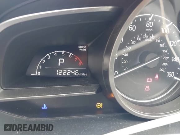 ✅ 2018 Mazda 3 Sport • VIN: 3MZBN1K77JM175173 • Лот: 43685933. Опубликован ранее на IAAI с пробегом 122 246 миль. Бесплатный доступ к архиву аукционных продаж из США и подробный отчёт об истории автомобиля на DreamBid. Изображение 16.