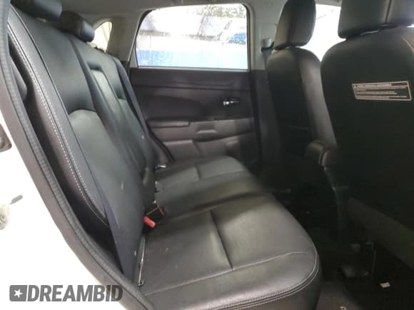 ✅ 2016 Mitsubishi Outlander SEL • VIN: JA4AR4AW4GZ027786 • Лот: 87196875. Опубликован ранее на Copart с пробегом 101 587 миль. Бесплатный доступ к архиву аукционных продаж из США и подробный отчёт об истории автомобиля на DreamBid. Изображение 11.