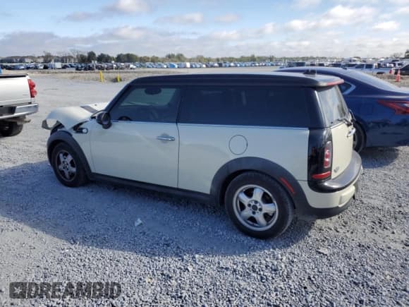 ✅ 2011 MINI Clubman • VIN: WMWZF3C53BTY00451 • Lot: 90408795. Wystawiony na Copart z przebiegiem 91 123 mil. Bezpłatny archiwum sprzedaży aukcyjnych z USA i szczegółowy raport historii pojazdu na DreamBid. Zdjęcie 2.