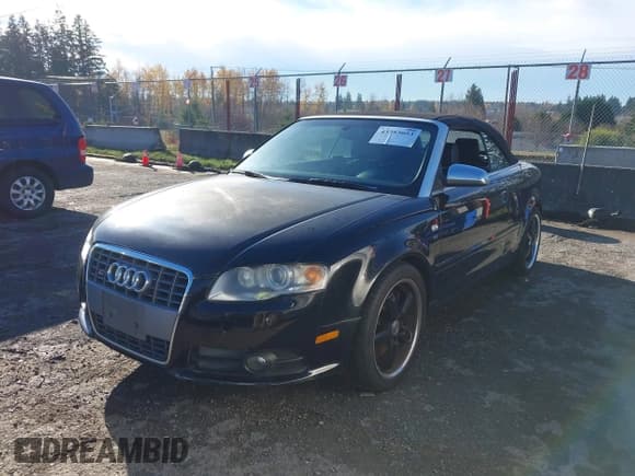 ✅ 2007 Audi S4 • VIN: WUARL48HX7K901166 • Lot: 43753053. Wystawiony na IAAI z przebiegiem 105 983 mil. Bezpłatny archiwum sprzedaży aukcyjnych z USA i szczegółowy raport historii pojazdu na DreamBid. Zdjęcie 2.