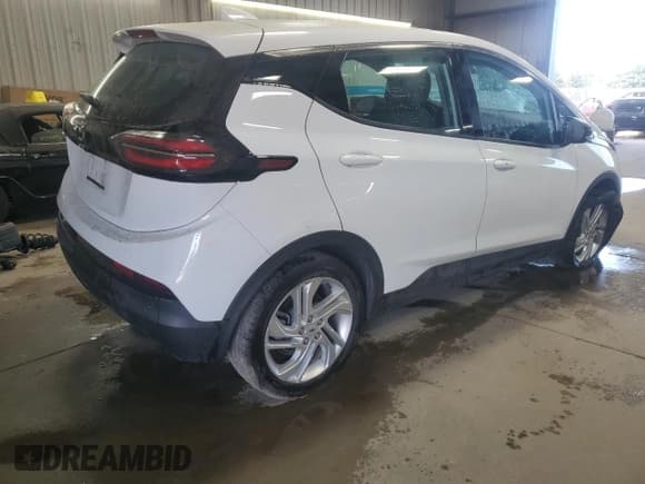 ✅ 2023 Chevrolet Bolt EV 1LT • VIN: 1G1FW6S0XP4184562 • Lot: 64635934. Wystawiony na Copart z przebiegiem 28 212 mil. Bezpłatny archiwum sprzedaży aukcyjnych z USA i szczegółowy raport historii pojazdu na DreamBid. Zdjęcie 3.