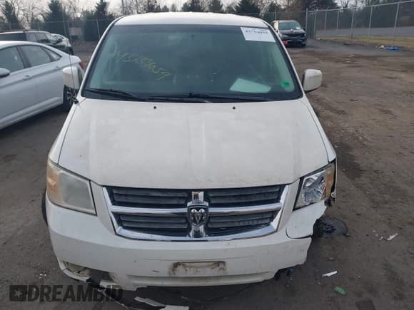 ✅ 2008 Dodge Grand Caravan SXT • VIN: 1D8HN54PX8B125596 • Lot: 43754059. Listed on IAAI with 124,926 mi. Free auction sales archive from the USA and detailed vehicle history report at DreamBid. Image 13.