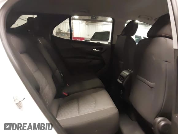 ✅ 2020 Chevrolet Equinox LT • VIN: 2GNAXKEV6L6223632 • Lot: 42755428. Wystawiony na IAAI z przebiegiem 62 432 mil. Bezpłatny archiwum sprzedaży aukcyjnych z USA i szczegółowy raport historii pojazdu na DreamBid. Zdjęcie 8.