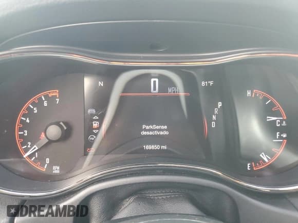 ✅ 2018 Dodge Durango GT • VIN: 1C4RDHDG8JC473372 • Lot: 82412165. Listed on Copart with 169,850 mi. Free auction sales archive from the USA and detailed vehicle history report at DreamBid. Image 9.