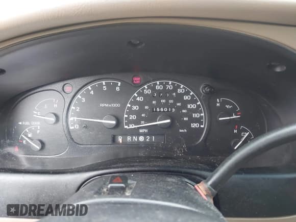 ✅ 2000 Ford Explorer XLT • VIN: 1FMZU83P1YZC35657 • Лот: 42278366. Опубликован ранее на IAAI с пробегом Не указан. Бесплатный доступ к архиву аукционных продаж из США и подробный отчёт об истории автомобиля на DreamBid. Изображение 7.