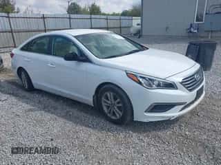 2016 Hyundai Sonata SE с VIN 5NPE24AF5GH323371, выставлен на аукционе IAAI как лот 43313116 с пробегом 110 493 миль миль и . История ставок и продаж доступна на DreamBid. Изображение 1.