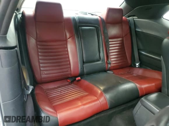 ✅ 2014 Dodge Challenger Rallye Redline • VIN: 2C3CDYAG8EH100480 • Lot: 71097734. Wystawiony na Copart z przebiegiem 141 841 mil. Bezpłatny archiwum sprzedaży aukcyjnych z USA i szczegółowy raport historii pojazdu na DreamBid. Zdjęcie 10.