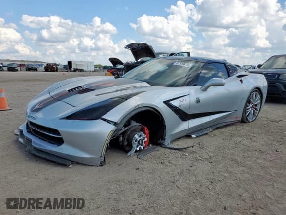 ✅ 2014 Chevrolet Corvette 3LT • VIN: 1G1YE2D73E5108025 • Lot: 82319475. Listed on Copart with 142,707 mi. Free auction sales archive from the USA and detailed vehicle history report at DreamBid. Image 1.