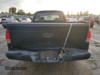 ✅ 2003 Dodge Dakota • VIN: 1D7HL12X23S325791 • Lot: 78986184. Wystawiony na Copart z przebiegiem 212 741 mil. Bezpłatny archiwum sprzedaży aukcyjnych z USA i szczegółowy raport historii pojazdu na DreamBid. Zdjęcie 6.