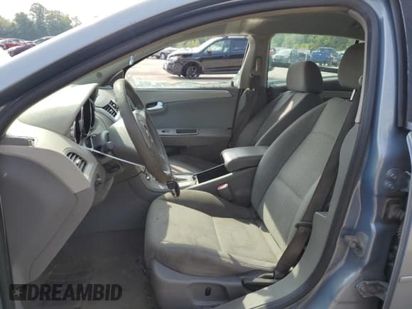 ✅ 2009 Chevrolet Malibu 1LS • VIN: 1G1ZG57B994264971 • Lot: 69133574. Listed on Copart with 148,581 mi. Free auction sales archive from the USA and detailed vehicle history report at DreamBid. Image 7.