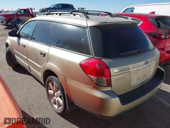 ✅ 2009 Subaru Outback Special Edition • VIN: 4S4BP61C097346386 • Lot: 43709325. Listed on IAAI with 179,133 mi. Free auction sales archive from the USA and detailed vehicle history report at DreamBid. Image 3.