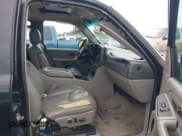 ✅ 2005 Chevrolet Suburban LS • VIN: 3GNEC16Z45G157758 • Лот: 42408657. Опубликован ранее на IAAI с пробегом 237 238 миль. Бесплатный доступ к архиву аукционных продаж из США и подробный отчёт об истории автомобиля на DreamBid. Изображение 5.