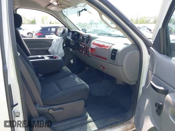 2010 Chevrolet Silverado 1500 Work Truck с VIN 1GCSCPEX3AZ198388, выставлен на аукционе IAAI как лот 41919655 с пробегом 196 129 миль миль и . История ставок и продаж доступна на DreamBid. Изображение 5.