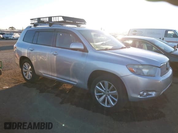 ✅ 2008 Toyota Highlander Limited • VIN: JTEEW44A882001181 • Lot: 43904052. Listed on IAAI with 286,076 mi. Free auction sales archive from the USA and detailed vehicle history report at DreamBid. Image 1.