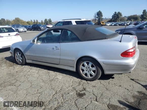 ✅ 2002 Mercedes-Benz CLK 320/430 • VIN: WDBLK65G92T116202 • Lot: 84285605. Listed on Copart with 95,455 mi. Free auction sales archive from the USA and detailed vehicle history report at DreamBid. Image 2.