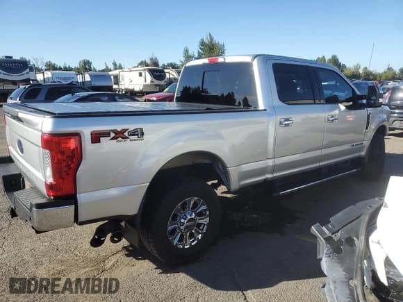 ✅ 2019 Ford F-250 XLT • VIN: 1FT7W2BT6KEF50230 • Лот: 80401545. Опубликован ранее на Copart с пробегом 47 024 миль. Бесплатный доступ к архиву аукционных продаж из США и подробный отчёт об истории автомобиля на DreamBid. Изображение 3.