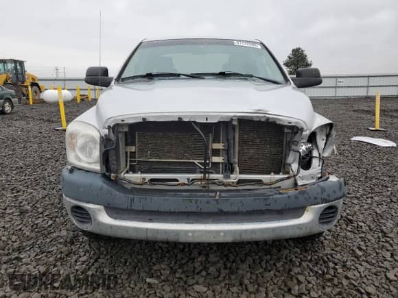 2008 Dodge 1500 ST z VIN 1D7HU18258J142312, wystawiony jako Copart lot #91132595 z przebiegiem 254 838 mil mil oraz Szkoda całkowita • Salvage title. Historia ofert i sprzedaży dostępna na DreamBid. Obrazek 5.