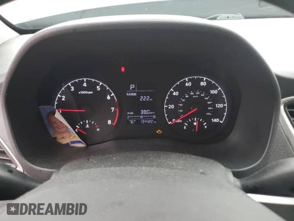 2018 Hyundai Accent SEL z VIN 3KPC24A3XJE031675, wystawiony jako Copart lot #59262903 z przebiegiem 134 422 mil mil oraz . Historia ofert i sprzedaży dostępna na DreamBid. Obrazek 9.