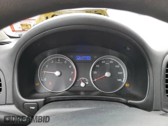 2011 Hyundai Accent GS z VIN KMHCM3AC8BU194263, wystawiony jako Copart lot #86155935 z przebiegiem 117 287 mil mil oraz Szkoda całkowita • Salvage title. Historia ofert i sprzedaży dostępna na DreamBid. Obrazek 9.