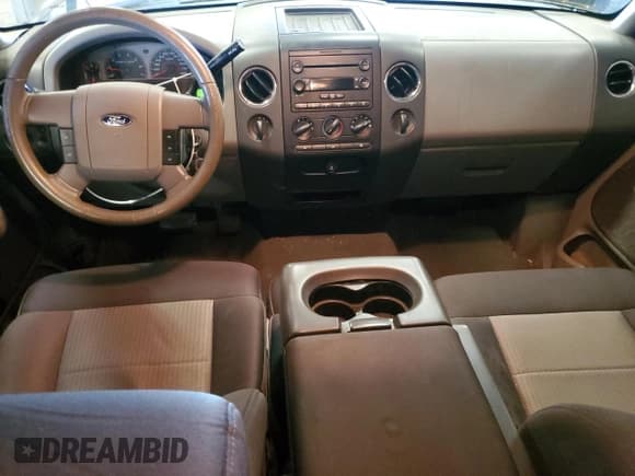 ✅ 2007 Ford F-150 XLT • VIN: 1FTPX14V47FA59968 • Lot: 86500135. Listed on Copart with 172,372 mi. Free auction sales archive from the USA and detailed vehicle history report at DreamBid. Image 8.