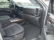 ✅ 2024 Chevrolet Silverado 1500 RST • VIN: 1GCUDEE80RZ255354 • Lot: 42016764. Listed on IAAI with 32,569 mi. Free auction sales archive from the USA and detailed vehicle history report at DreamBid. Image 5.