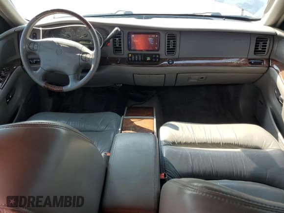 ✅ 2004 Buick Park Avenue Ultra • VIN: 1G4CU541644106450 • Lot: 63510575. Listed on Copart with 151,327 mi. Free auction sales archive from the USA and detailed vehicle history report at DreamBid. Image 8.