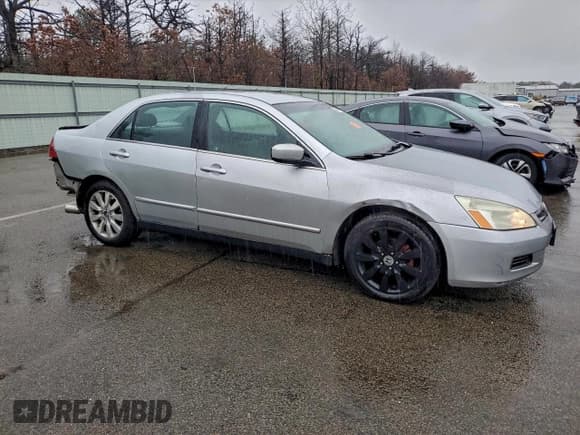 ✅ 2007 Honda Accord LX SE • VIN: 1HGCM66407A060865 • Lot: 94574725. Listed on Copart with 143,552 mi. Free auction sales archive from the USA and detailed vehicle history report at DreamBid. Image 4.