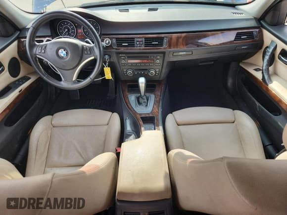 ✅ 2011 BMW 3 Series 328i • VIN: WBAPH7C51BE679741 • Lot: 82635225. Listed on Copart with 144,535 mi. Free auction sales archive from the USA and detailed vehicle history report at DreamBid. Image 8.